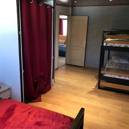 Le Flamboyant Avec Piscine Chauffee 30° Et Jacuzzi Apartment Saint-Andre Luaran gambar