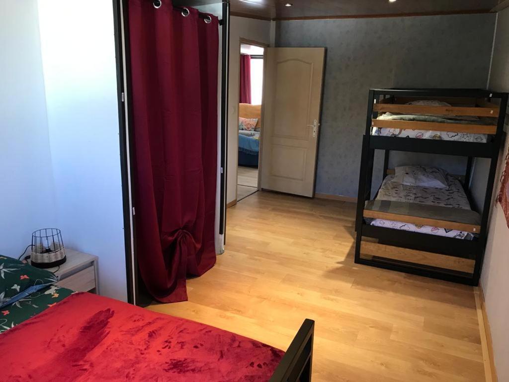 Le Flamboyant Avec Piscine Chauffee 30° Et Jacuzzi Apartment Saint-Andre Luaran gambar